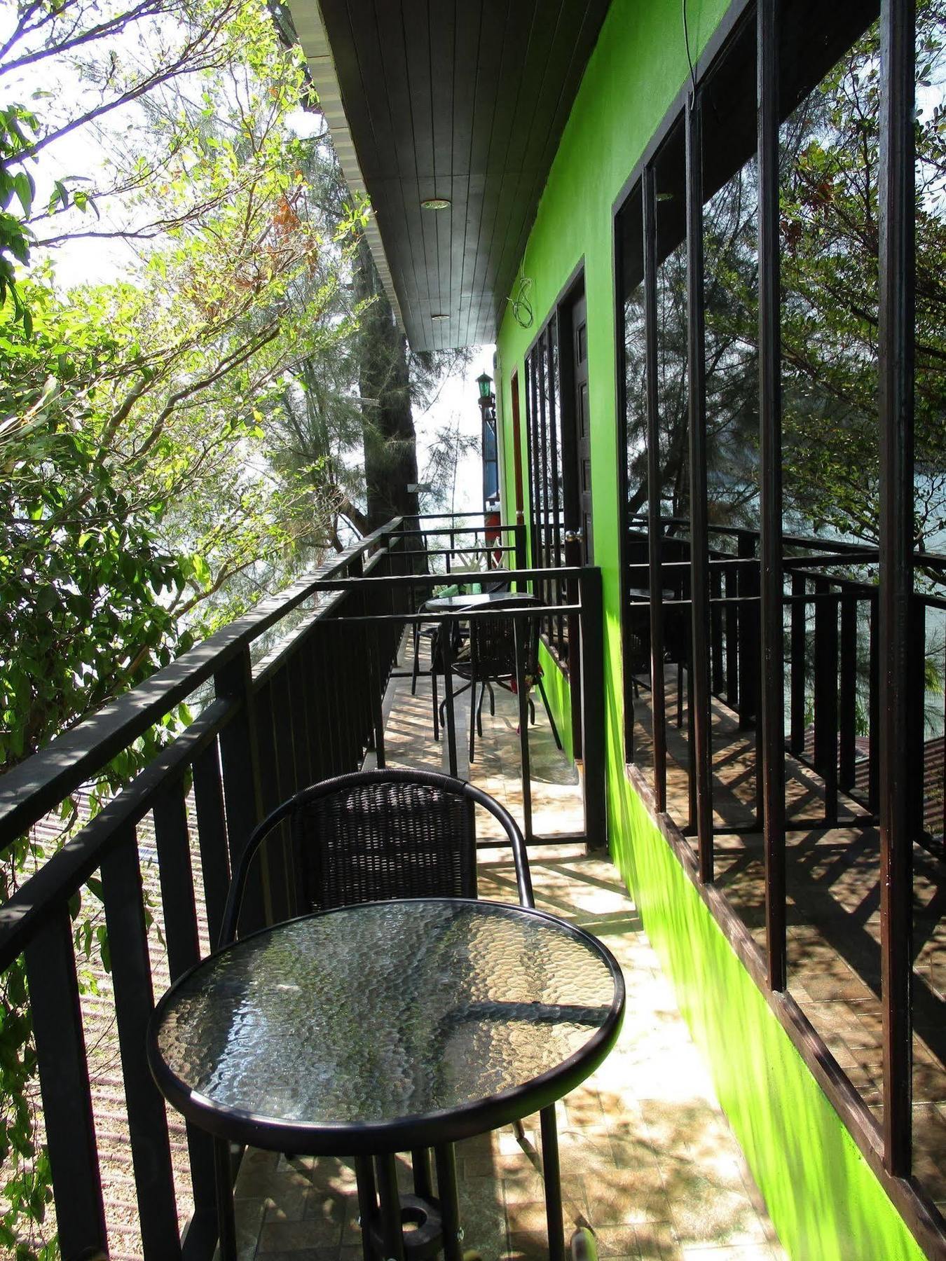 Phi Phi Green House Экстерьер фото